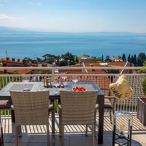 Apartment Mak, Opatija