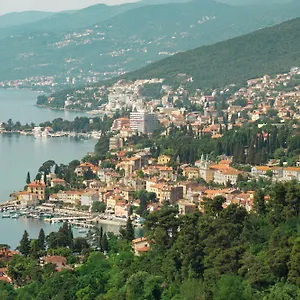 Nara Opatija